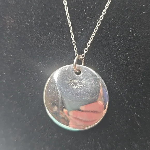 Tiffany & Co  Elsa Peretti  24 mm Thumbprint Round on chain - Picture 2 of 6